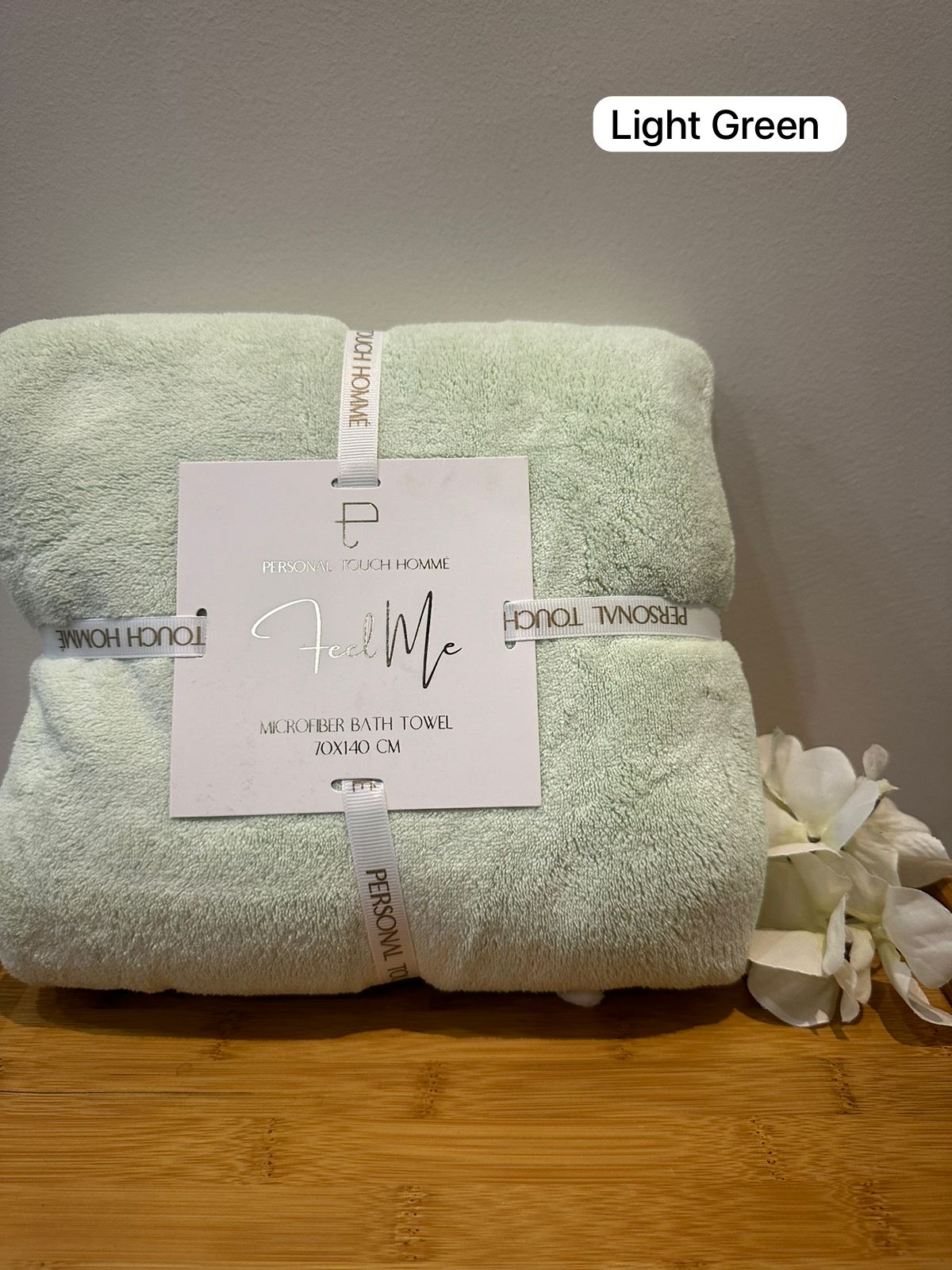 Feel Me Ultra-Soft Microfiber Bath Towel - Gentle Exfoliating Body Towel for Even Skin Tone - Makeup Removal & Anti-Aging - 70x140cm Large Size